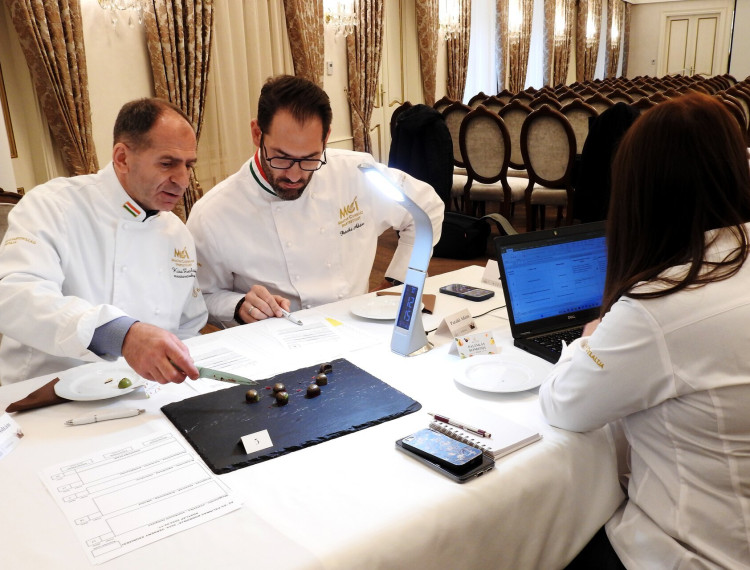 Idén is keresik a legjobb pálinkás bonbonokat