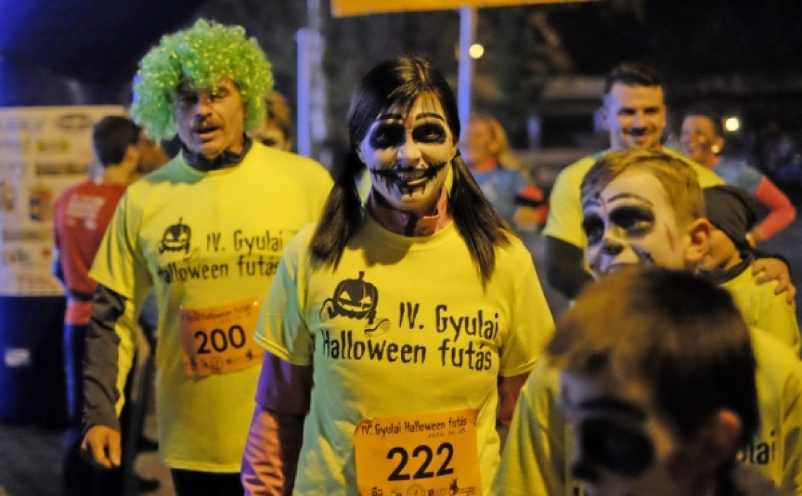 IV-halloween-futas-gyula-2016-04.jpg
