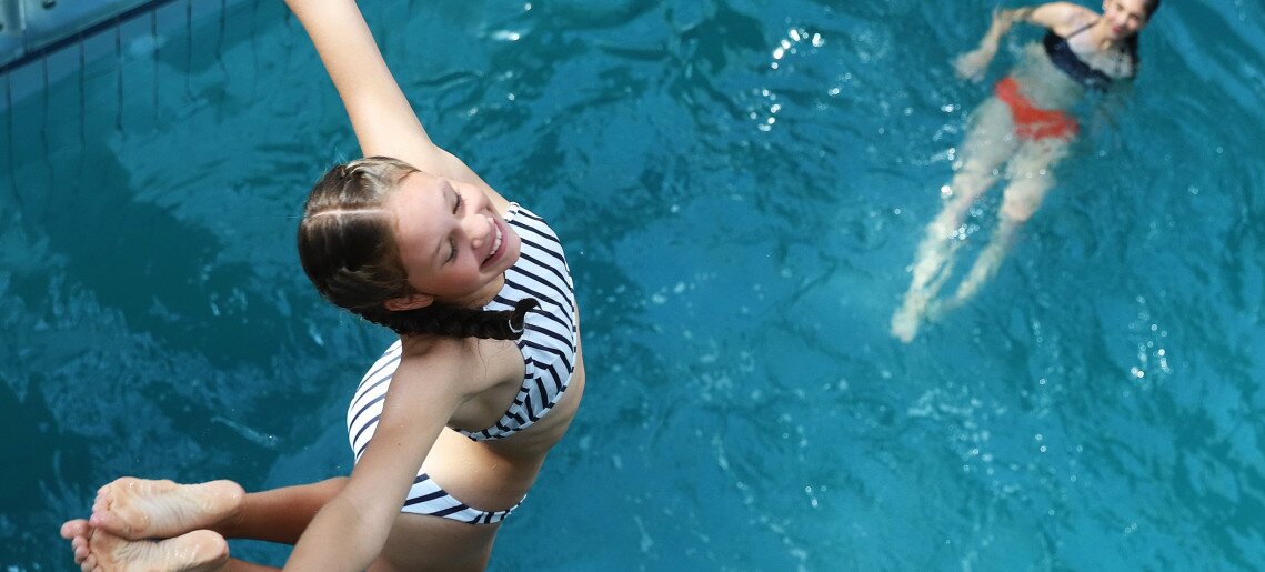 Karácsonyi éjszakai élményfürdőzés