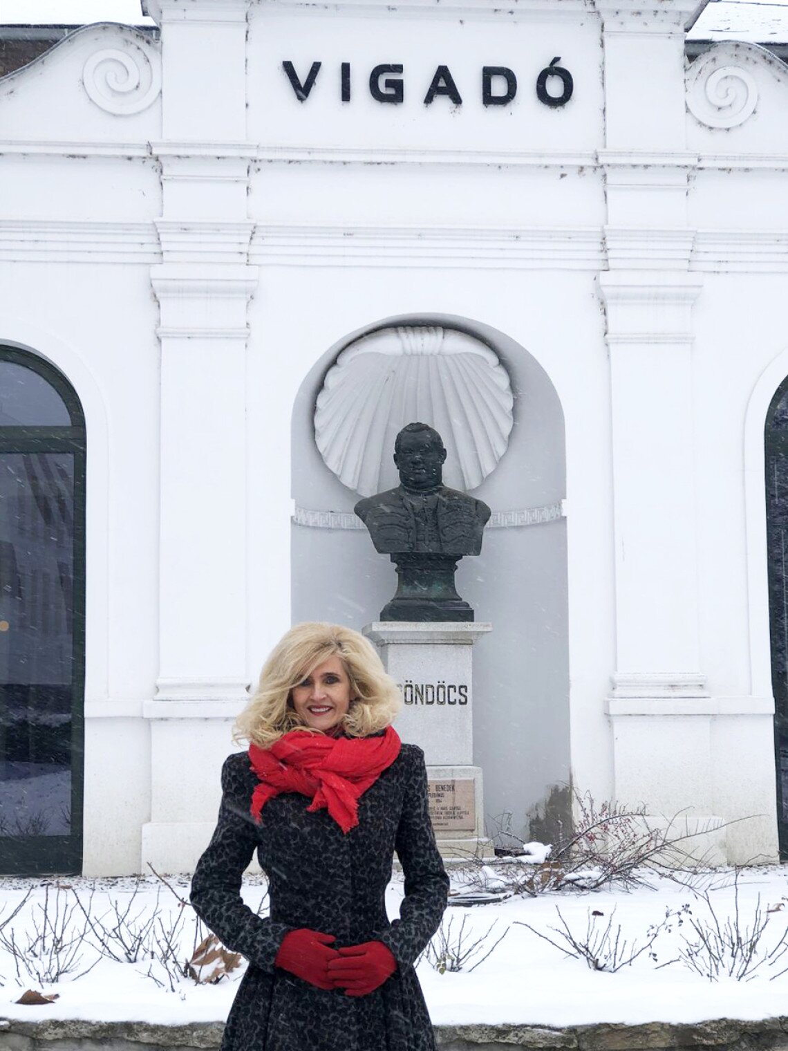 Katona_Katalin_vigado.jpg