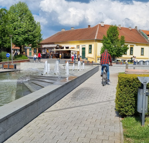 Kossuth Lajos Square