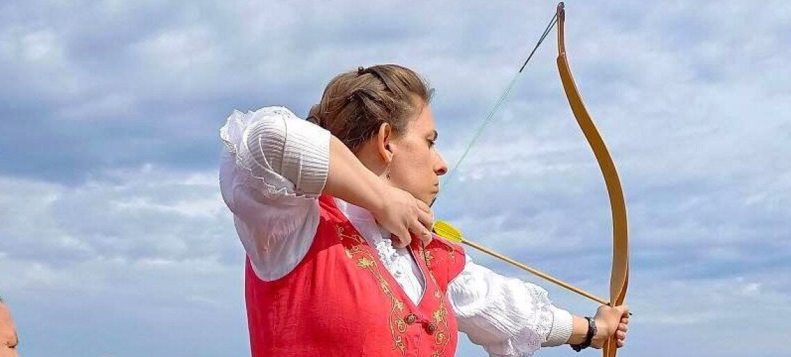 Középkori edzés a vár udvarán