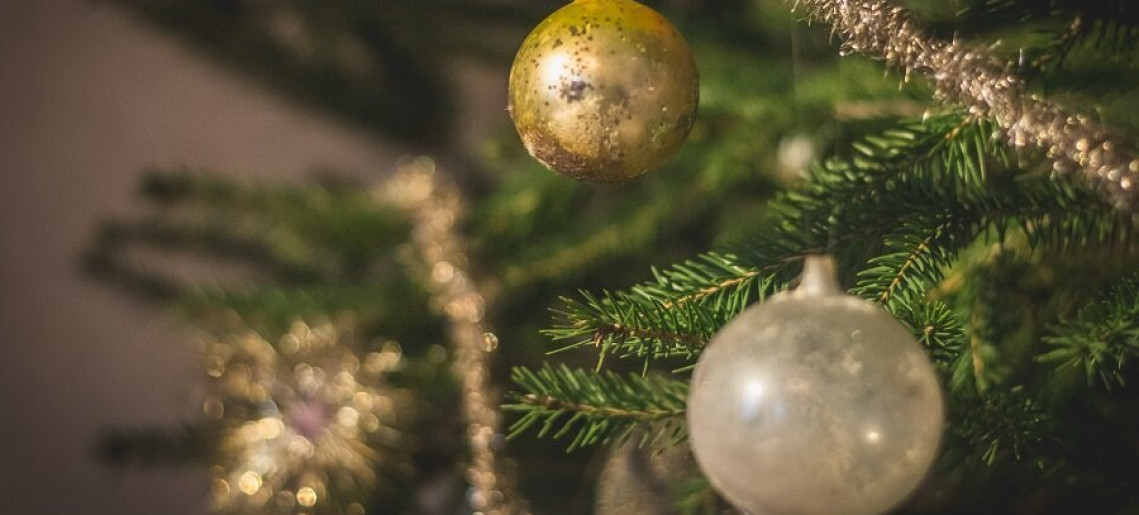 Ladics-ház: Adventi készülődés - díszek és gyertya méhviaszból