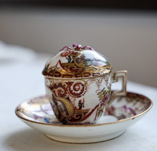 Ladics-ház: Császárné csészéje