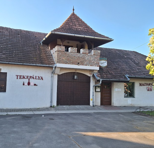 Magyarváros Beer Pub and Ninepin Alley (Magyarvárosi Söröző és Tekepálya)