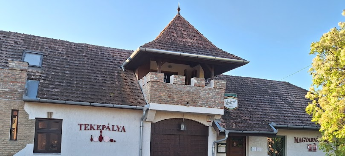 Magyarváros Beer Pub and Ninepin Alley (Magyarvárosi Söröző és Tekepálya)