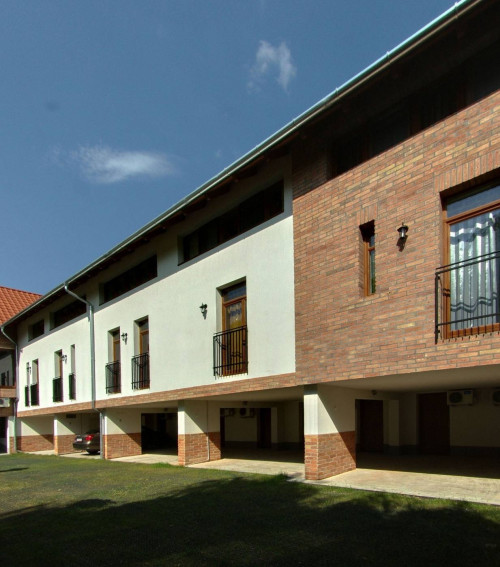 Maja Apartman Gyula