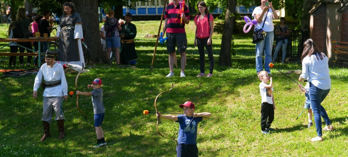 Majális a gyulai Várkertben 2026