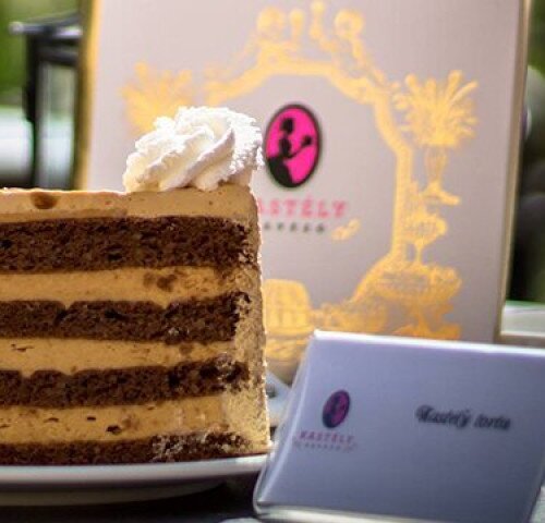 Almásy Mansion Café