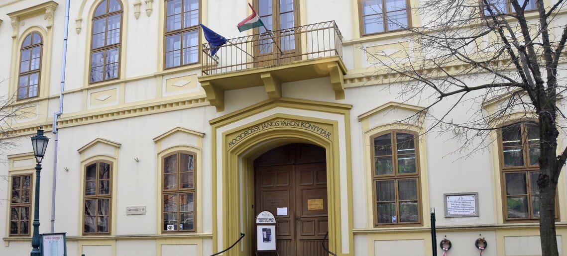 Még nem is játszottunk - kötetbemutató