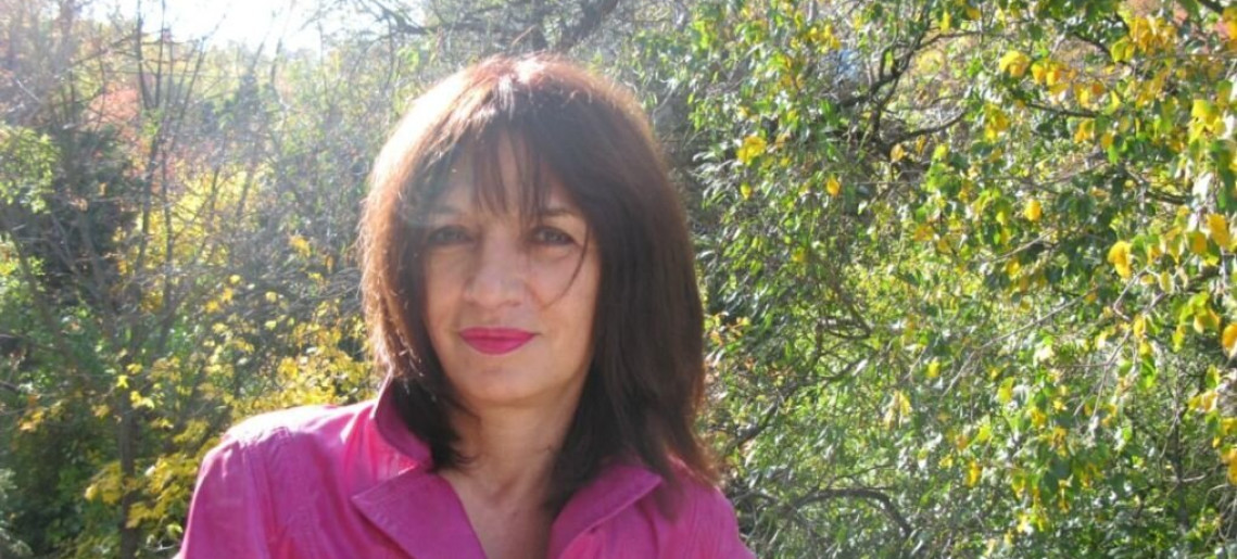 Mindenki megvan? – Dr. Angster Mária és Perjés János színházi családállítás estje