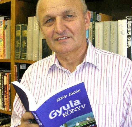 Mogyoróssy János Városi Könyvtár: Morzsák - könyvbemutató