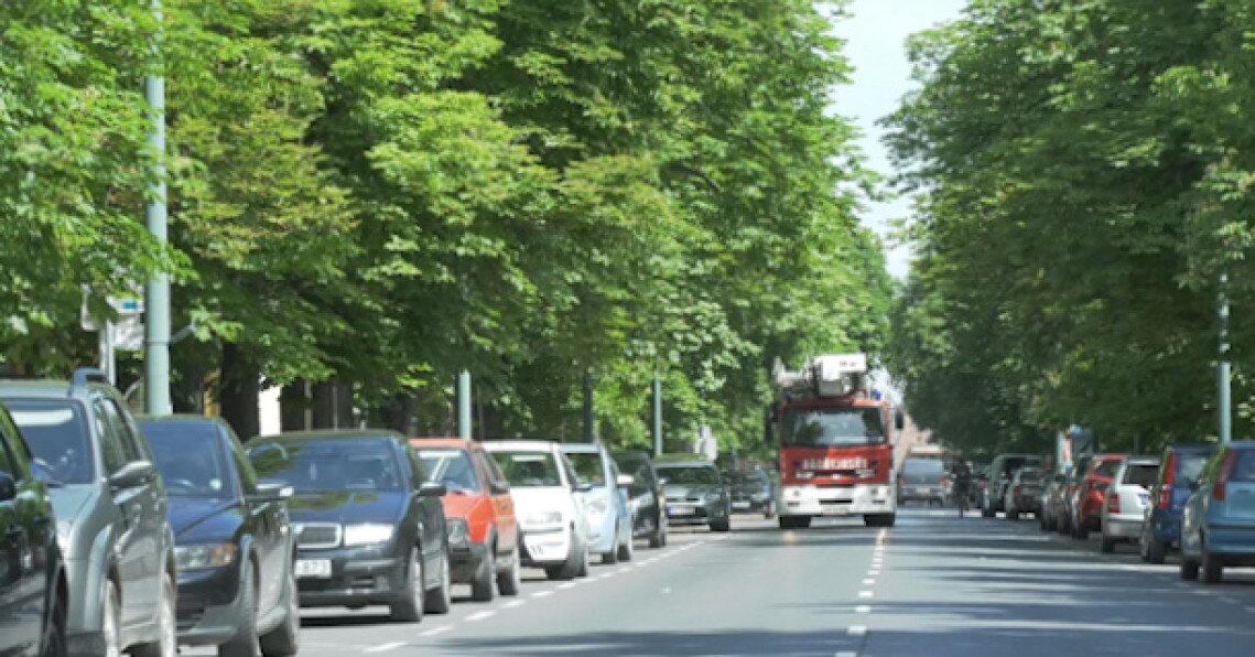 mrgujul-a-beke-sugaruti-gesztenyefasor-01.jpg