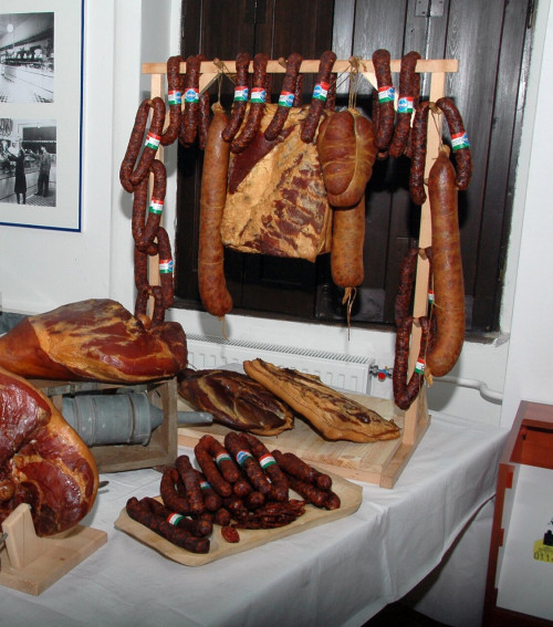 Muzeul Cârnaților din Gyula (Gyulai Kolbász Múzeum)