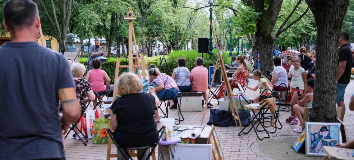 Nyári Korzó 2026: Szabadtéri festés a Szent Miklós parkban