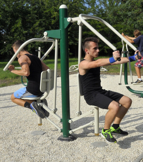 Parcuri de fitness în aer liber