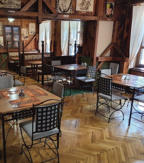 Pizzeria Tutto Bello și casa de bere artizanală Tutto Bello