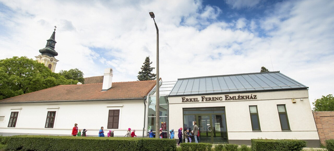 Polgárházak mesélő kertjei  - Múzeumok Őszi Fesztiválja