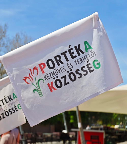 Portéka vásár: Kézműves és termelői vásár a Világóránál