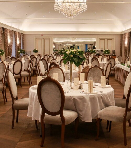 Almásy-kastély Stefánia-szárny