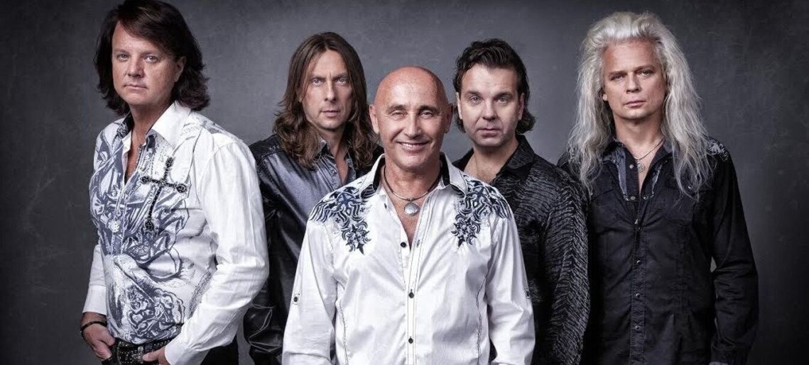 Szerencsekoncertek a Várkertben: EDDA Művek és Török Ádám Emlékzenekar