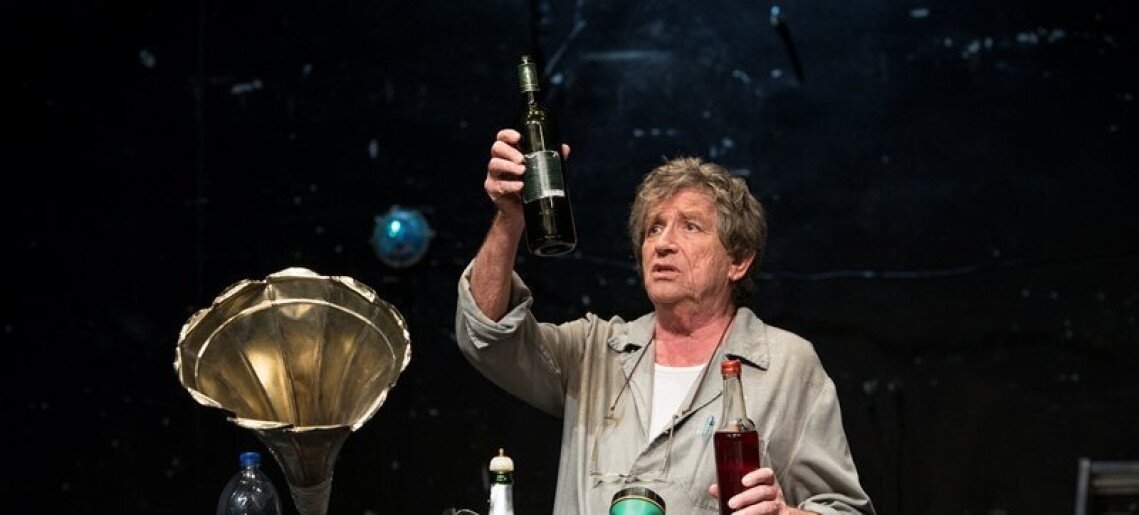 Várszínház: Ebherhard Streul – Parti Nagy Lajos: A kellékes