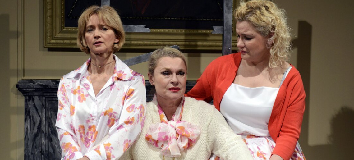 Várszínház - Edward Albee: Három magas nő