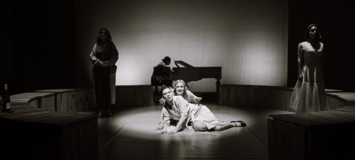 Várszínház: Elise Wilk: Alaszka