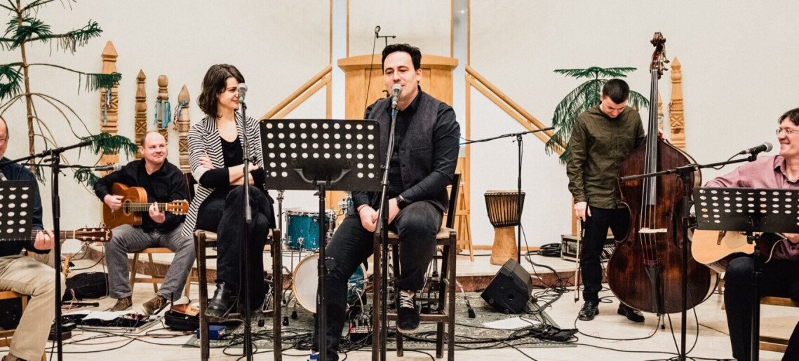 Várszínház - Levél helyett – A Mácsafej zenekar koncertje