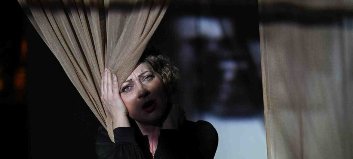 Várszínház: Piaf–marche / Piaf–menet (Hommage á Edith Piaf)