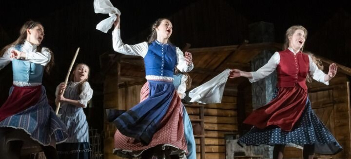 Várszínház: Sheldon Harnick – Jerry Bock – Joseph Stein: Hegedűs a háztetőn