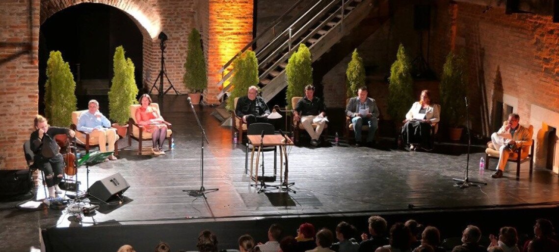 Várszínház – XI. Irodalmi Humorfesztivál